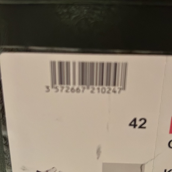 NIB CHANEL 22C Dad Sandals -Suede Calfskin Velcro Flat Sandals size 42 - Picture 7 of 7